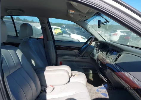 2004 Mercury Grand Marquis Ls z USA, uszkodzony, nr VIN 2MEFM75W54X604783